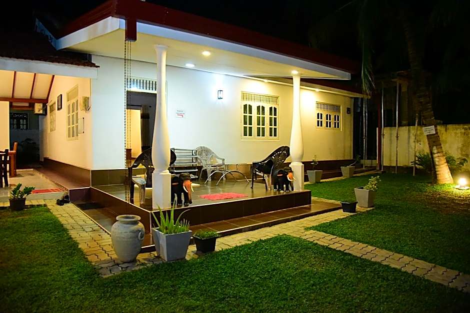 White Villa Airport Transit Hotel