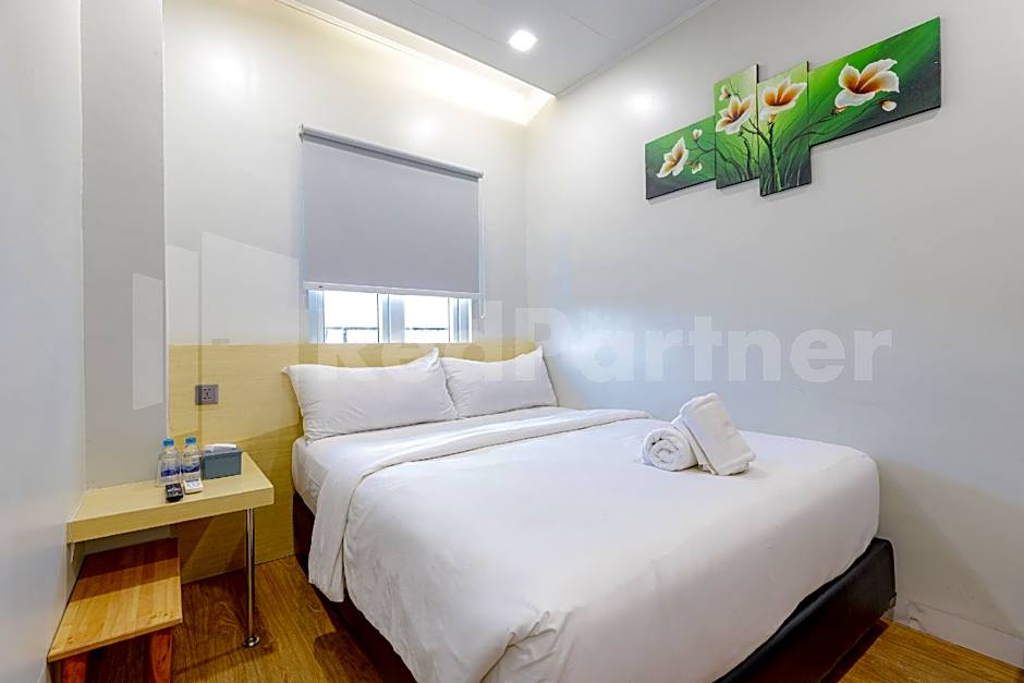 Travel Biz Hotel Medan Mitra RedDoorz