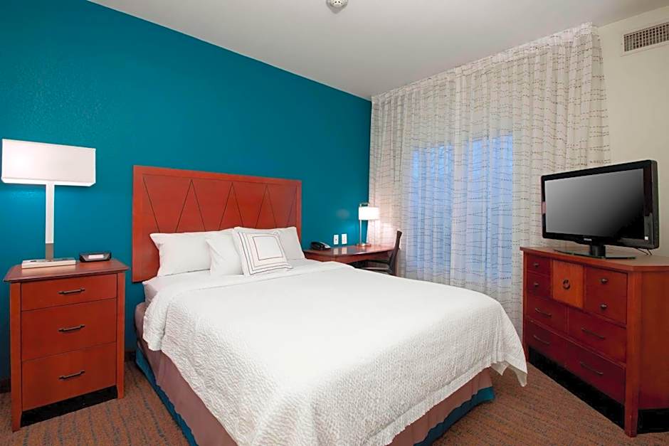 Photo 1 of 5 of 2 Bedroom Suite