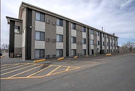 Super 8 by Wyndham Miles City