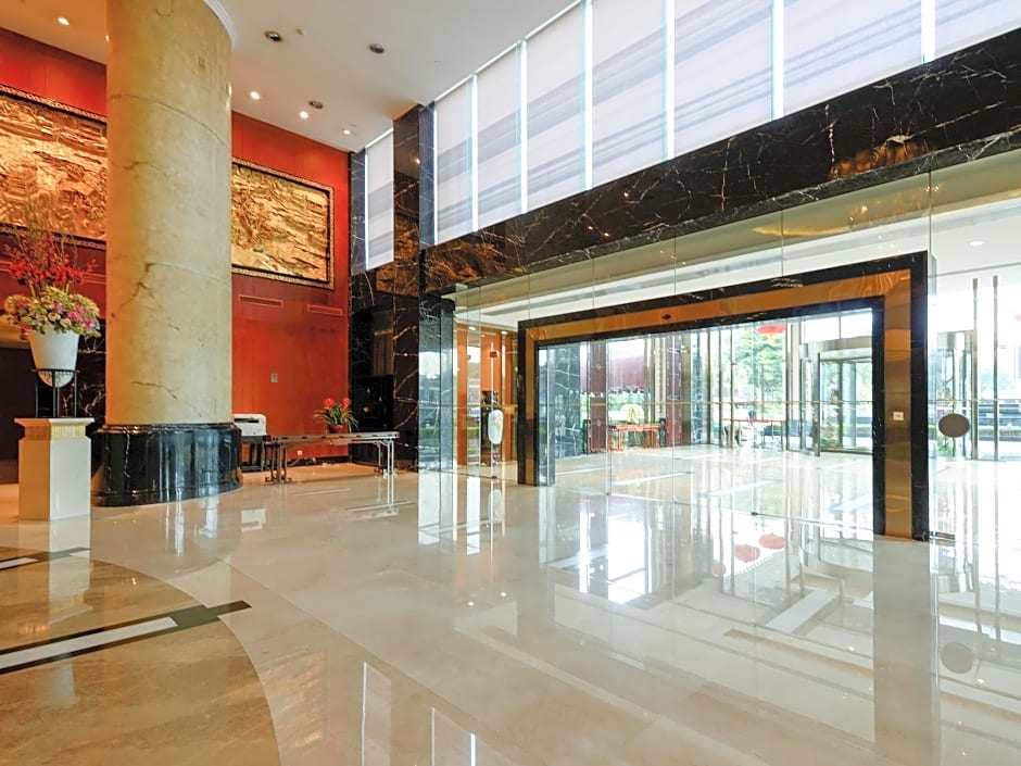 Dong Fang Hotel Guangzhou