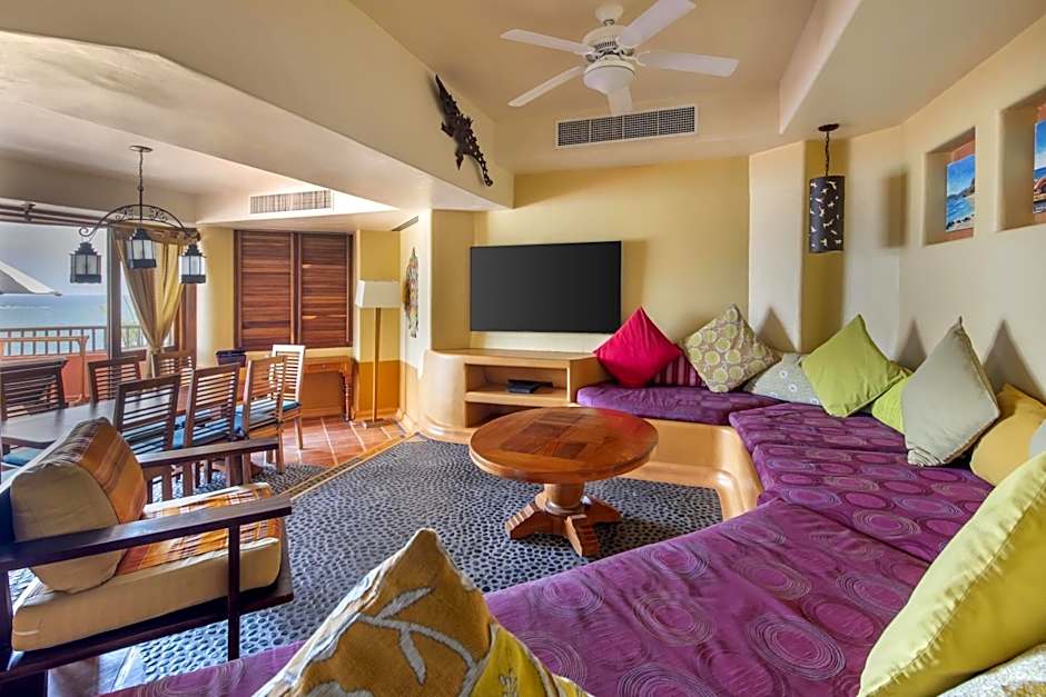 Hilton Grand Vacations Club Zihuatanejo Mexico