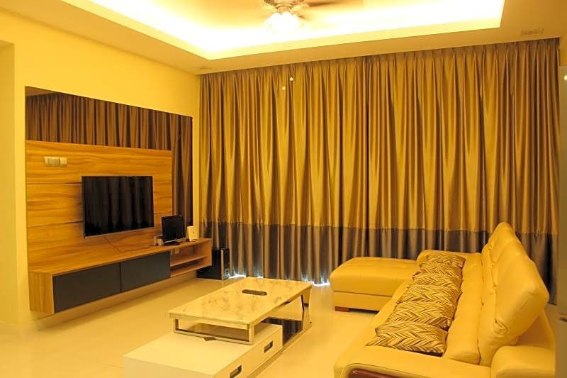 Sunset Seaview Vacation Condo City Centre @ IMAGO Shopping Mall