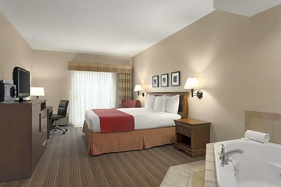 Country Inn & Suites by Radisson, Cedar Rapids Airport, IA