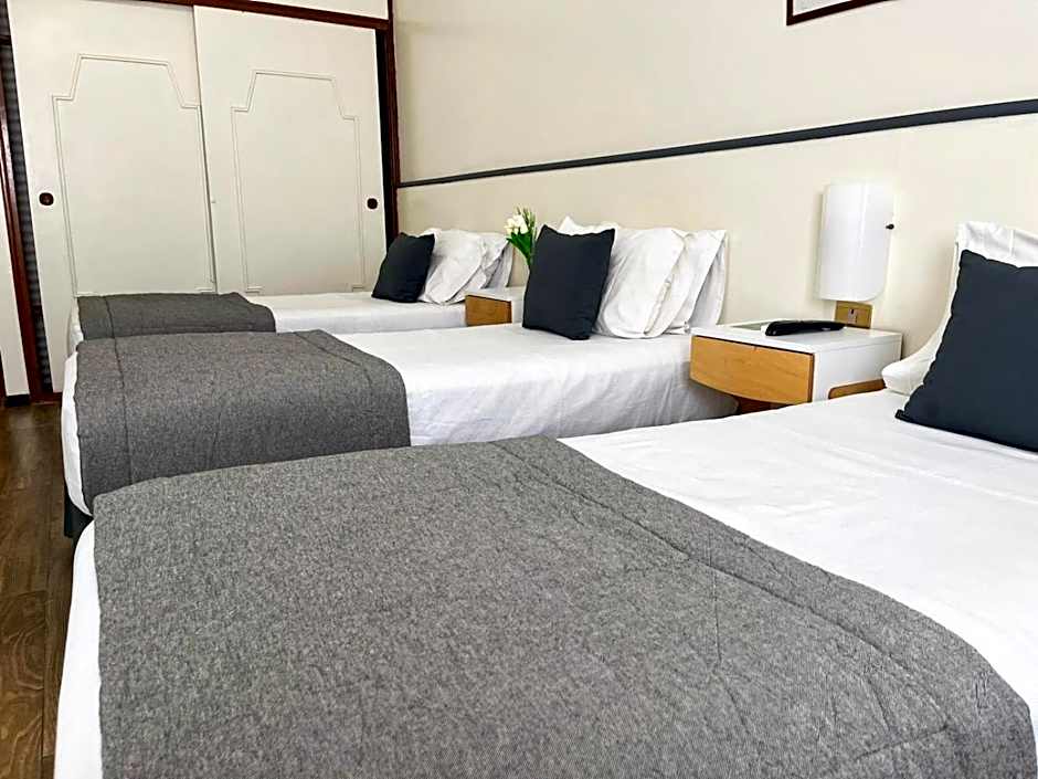Alpino Hotel