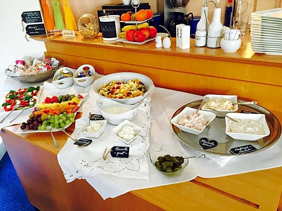 Dein Gutshof Hotel & Ferienwohnungen