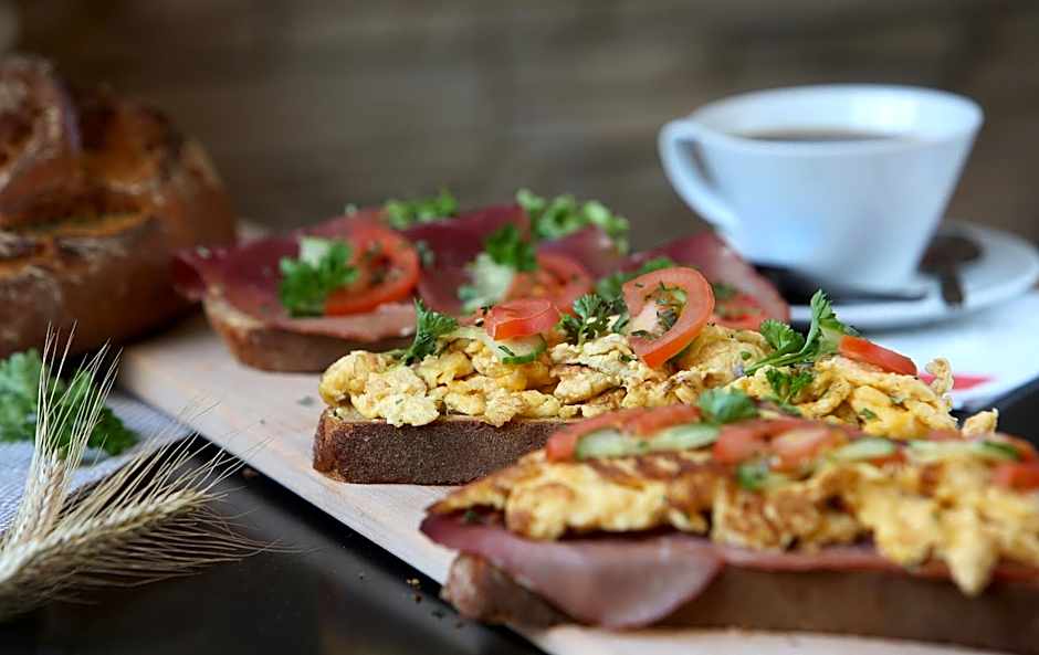 Stadthotel Lohne, Self Check In, mit Bäckerei und Cafe