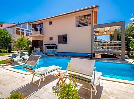 Studio apartman Nika