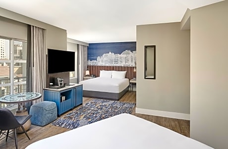 Deluxe Room with One King and One Queen Bed