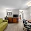 Travelodge Suites by Wyndham Regina - Eastgate Bay