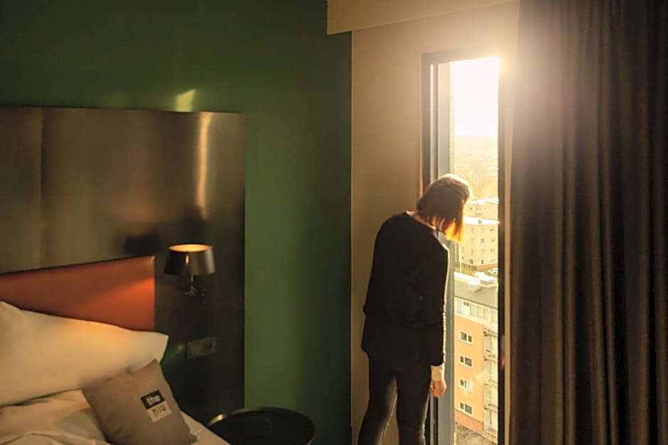 Holiday Inn - the niu, Fender Amsterdam By IHG