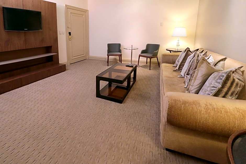 MS Milenium Monterrey, Curio Collection by Hilton