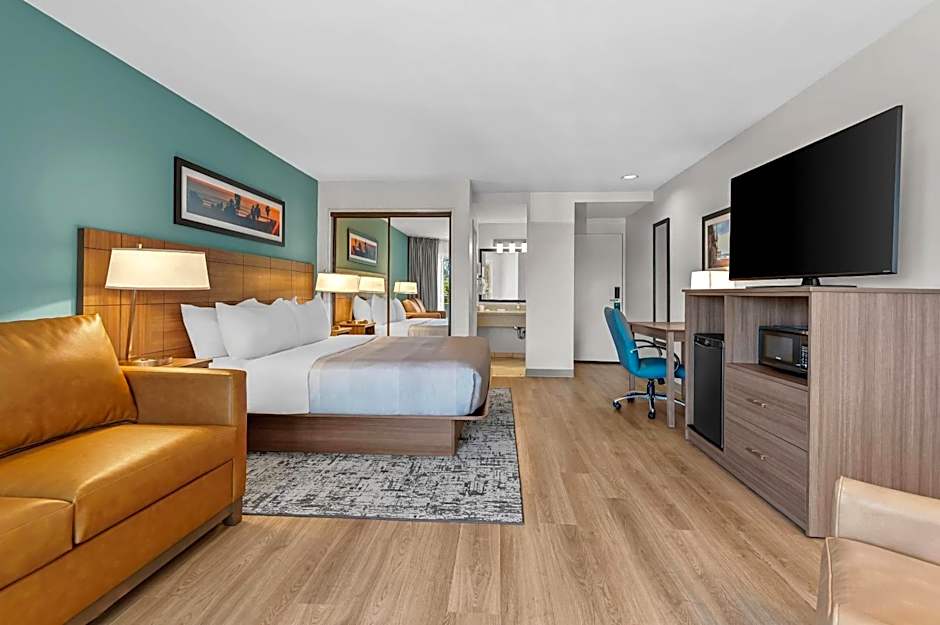 Quality Inn & Suites Hermosa Beach