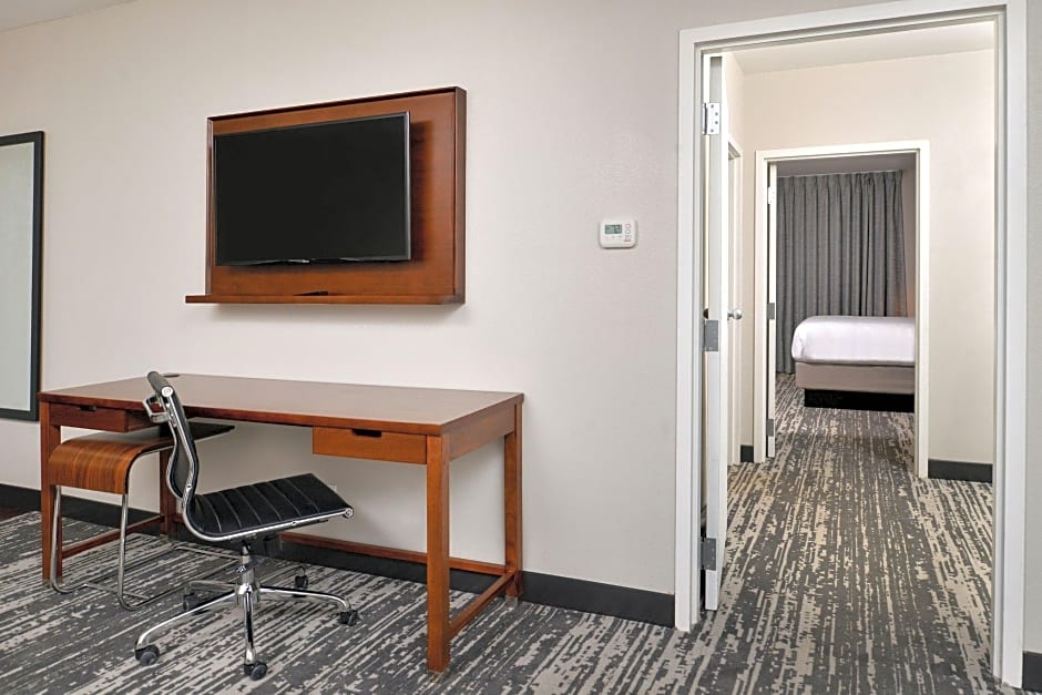 Four Points by Sheraton Omaha Midtown