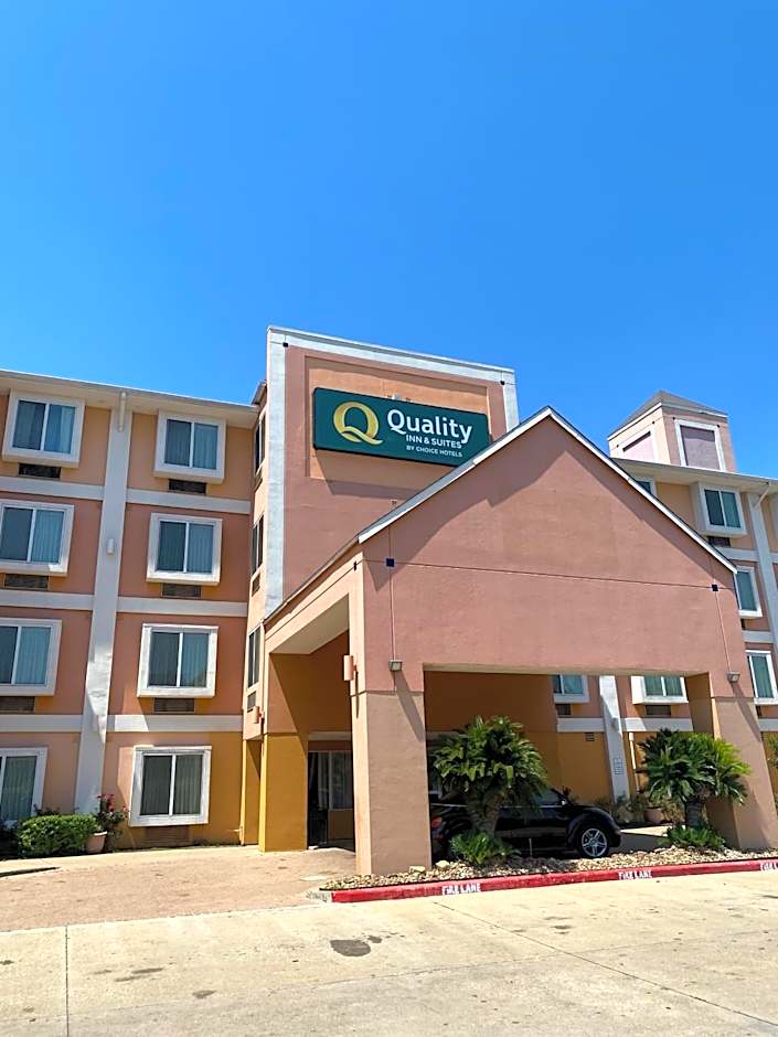 Quality Inn and Suites Westchase