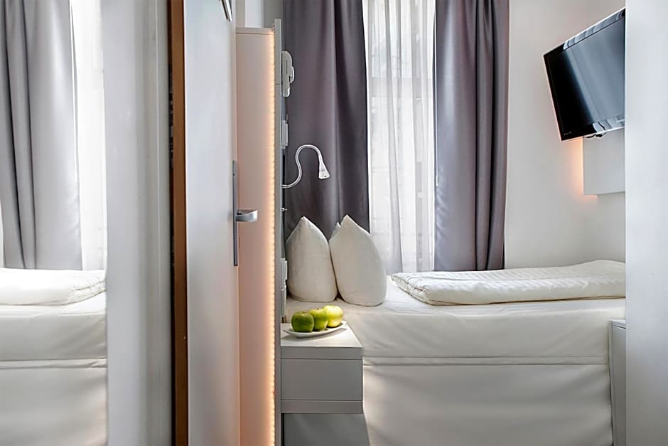 Grand Hotel Downtown