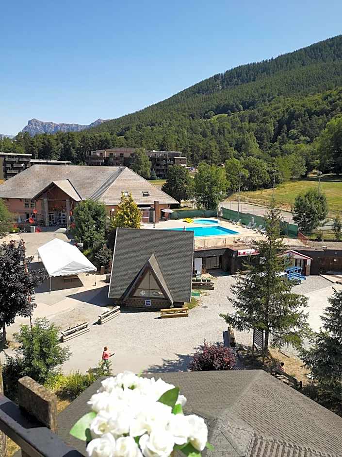 Hôtel Espace Montclar