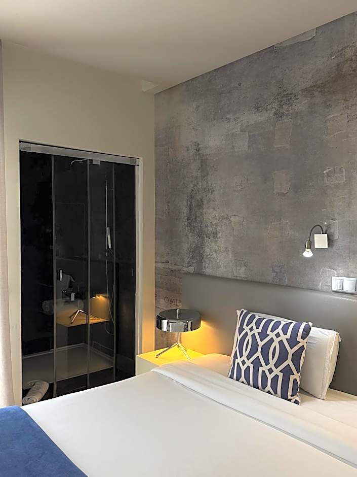 Aqua Ria Boutique Hotel