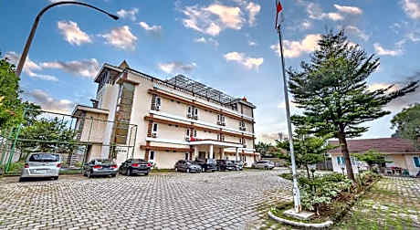 Cinere Inn & Residence