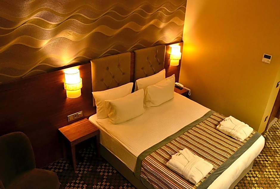 Adranos Hotel