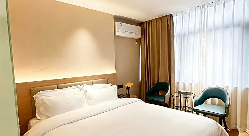 Green Oasis Hotel