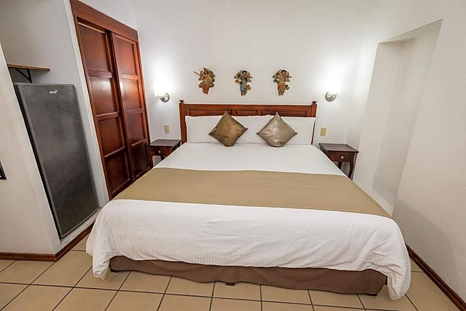 Las Mariposas Hotel & Studios