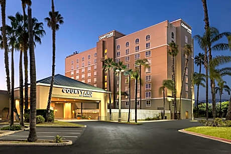 Courtyard by Marriott Los Angeles Baldwin Park