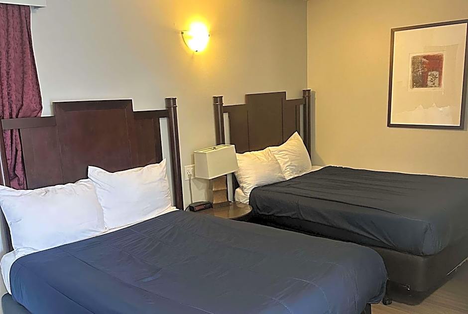 Travelodge by Wyndham Langley City