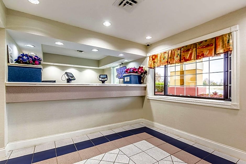 Econo Lodge