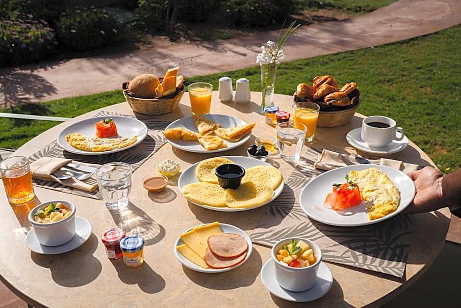 Oasis lodges
