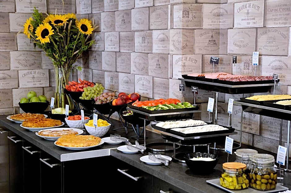 Athenaeum Grand Hotel