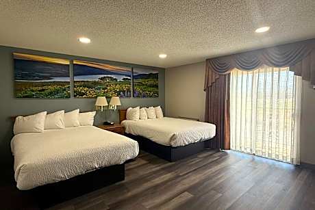 Double Room with Two Double Beds - Non-Smoking