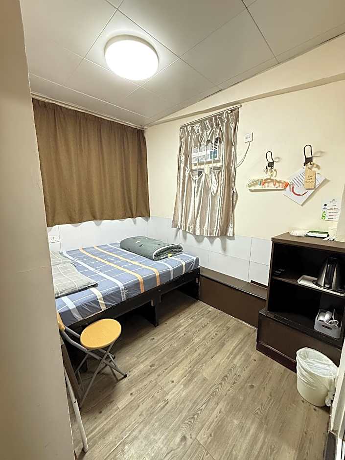 Alohas Hong Kong Hostel