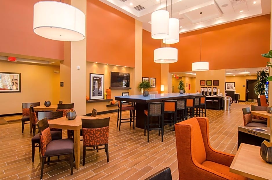 Hampton Inn By Hilton & Suites Huntsville