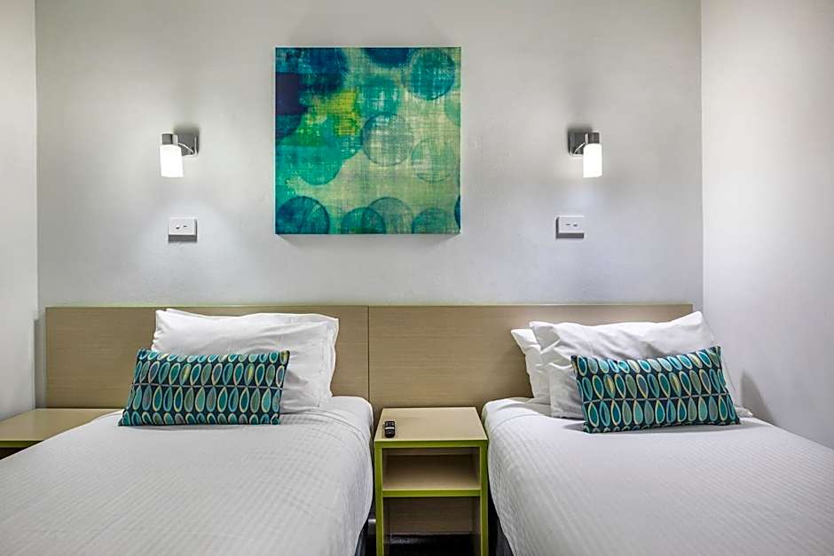 Nightcap at Skyways Hotel