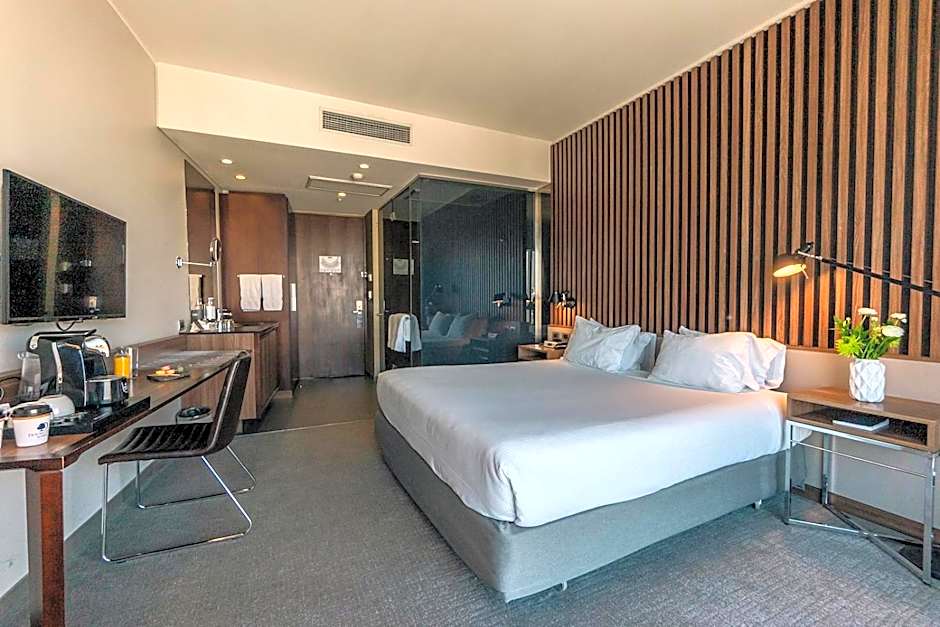 DoubleTree by Hilton Santiago Kennedy