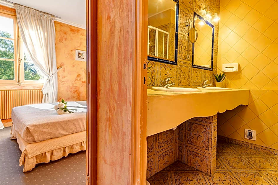 Hostellerie du Passeur - Hôtel & Restaurant - Climatisation et Piscine chauffée