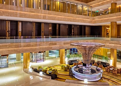 Crowne Plaza Zhongshan Wing On City By IHG