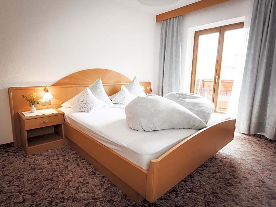 Zdjęcie 1 z 11 — Double Room
