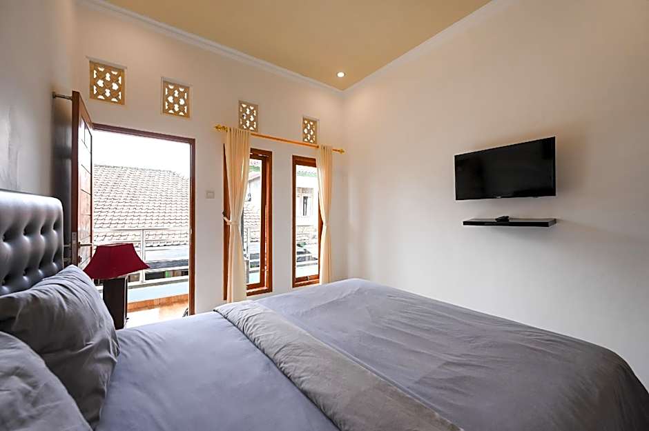 Ceria Guesthouse Seminyak Mitra RedDoorz
