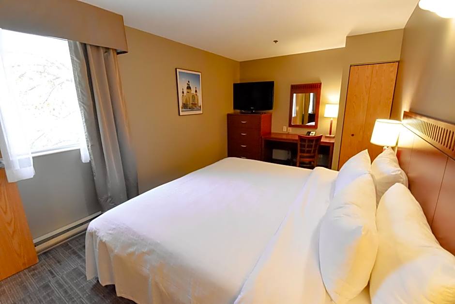 Canad Inns Destination Centre - Fort Garry