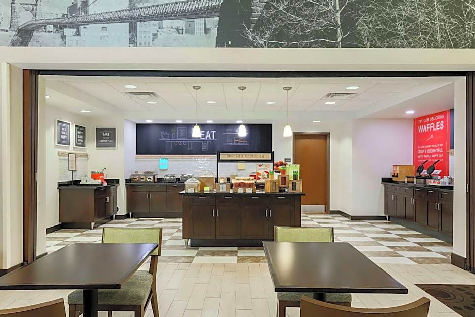 Hampton Inn By Hilton & Suites Wheeling - The Highlands