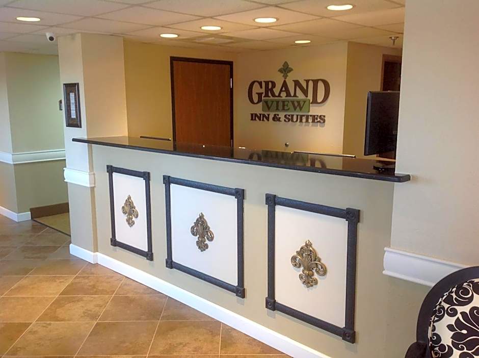 Grand View Inn & Suites