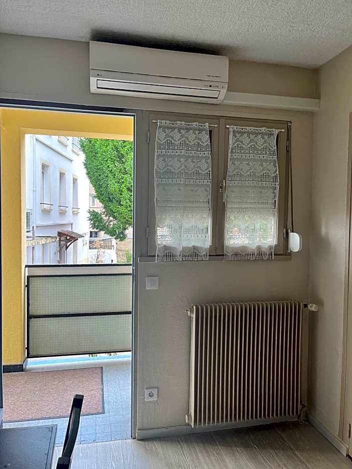 Hôtel Le Thurot- Dijon Centre ville Gare