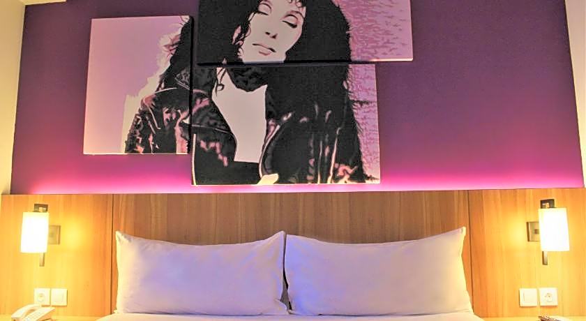 Fame Hotel Sunset Road Kuta Bali