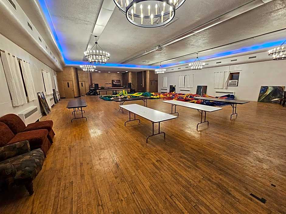 Eaglescape Suites and Event Center