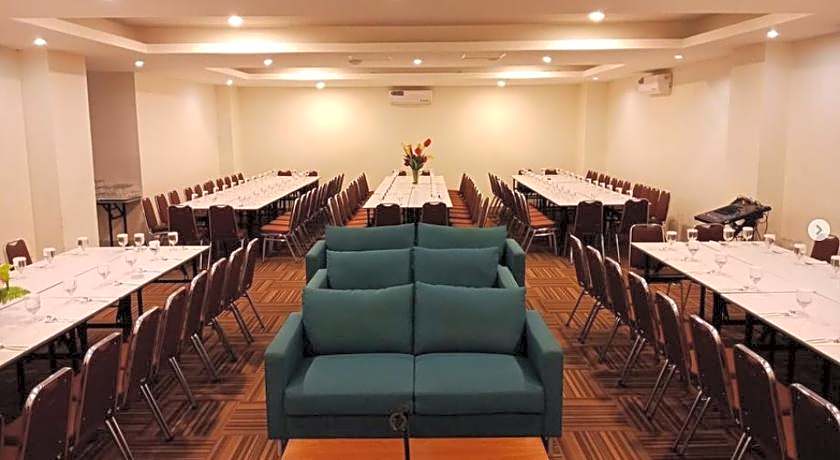 Liberta Hotel Grand Sayang Makassar