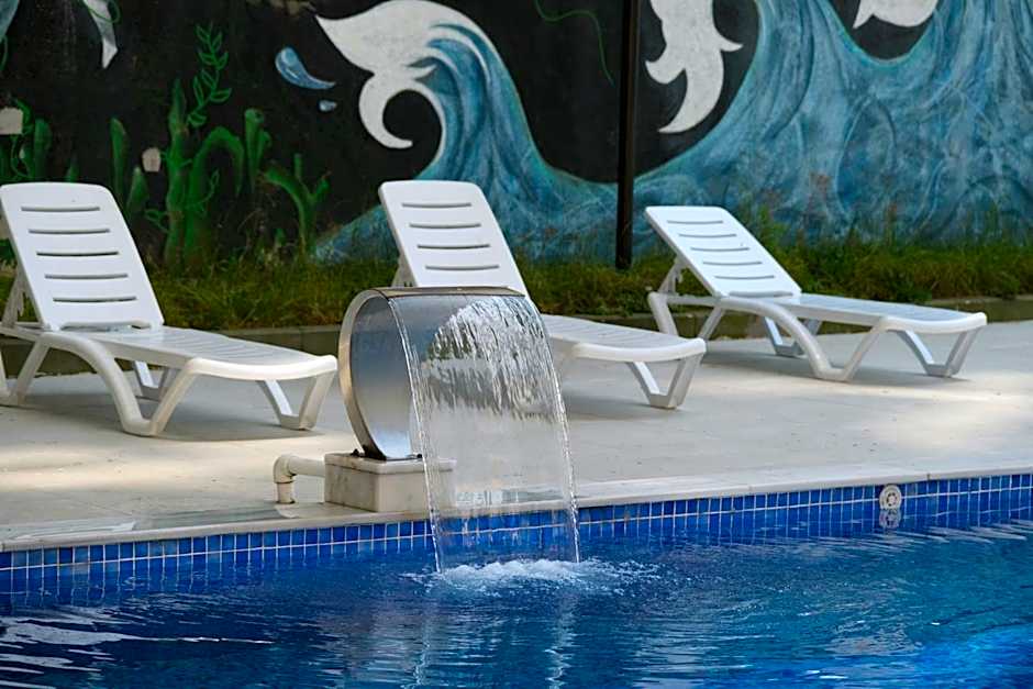 Aqua Batumi Hotel & Apartments