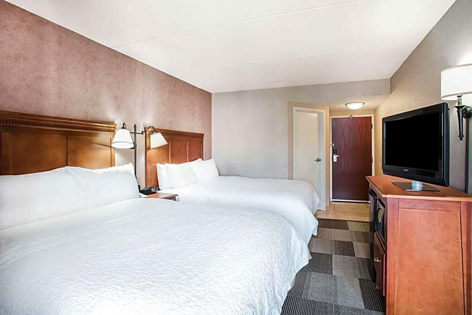 Hampton Inn By Hilton West Springfield