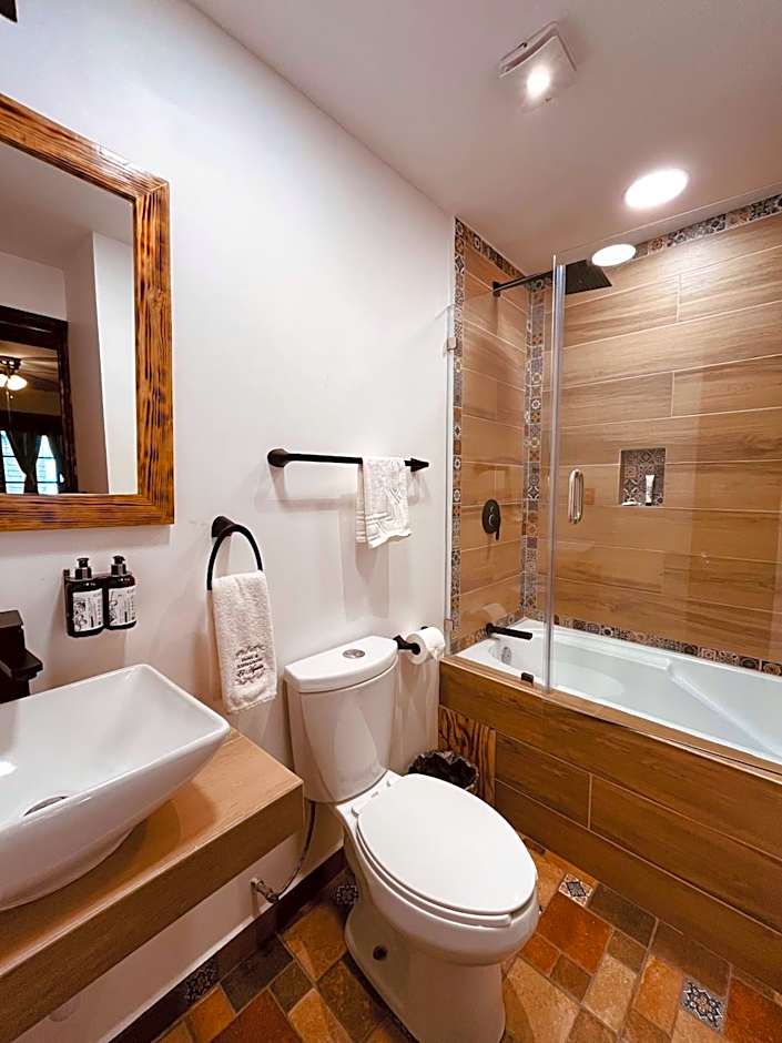 Hotel El Aguila, Villa del Carbón